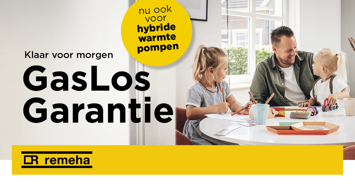 Mensen aan tafel met Remeha service